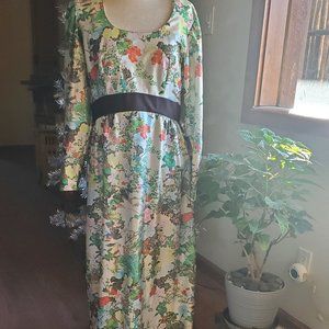Vintage, Asian Floral maxi dress